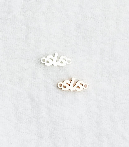 Sis Connector Charm, CN212