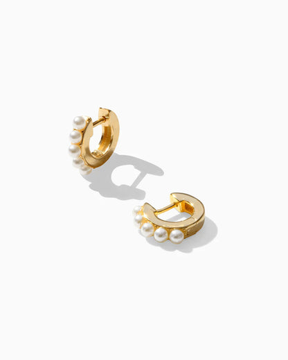 11mm Huggies Earring with Pearl, E61