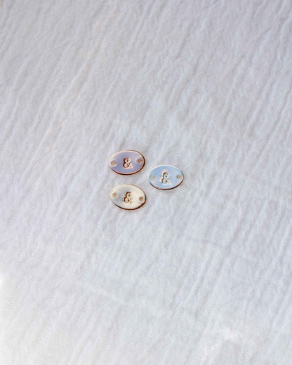 Ampersand Oval Connector, CN01