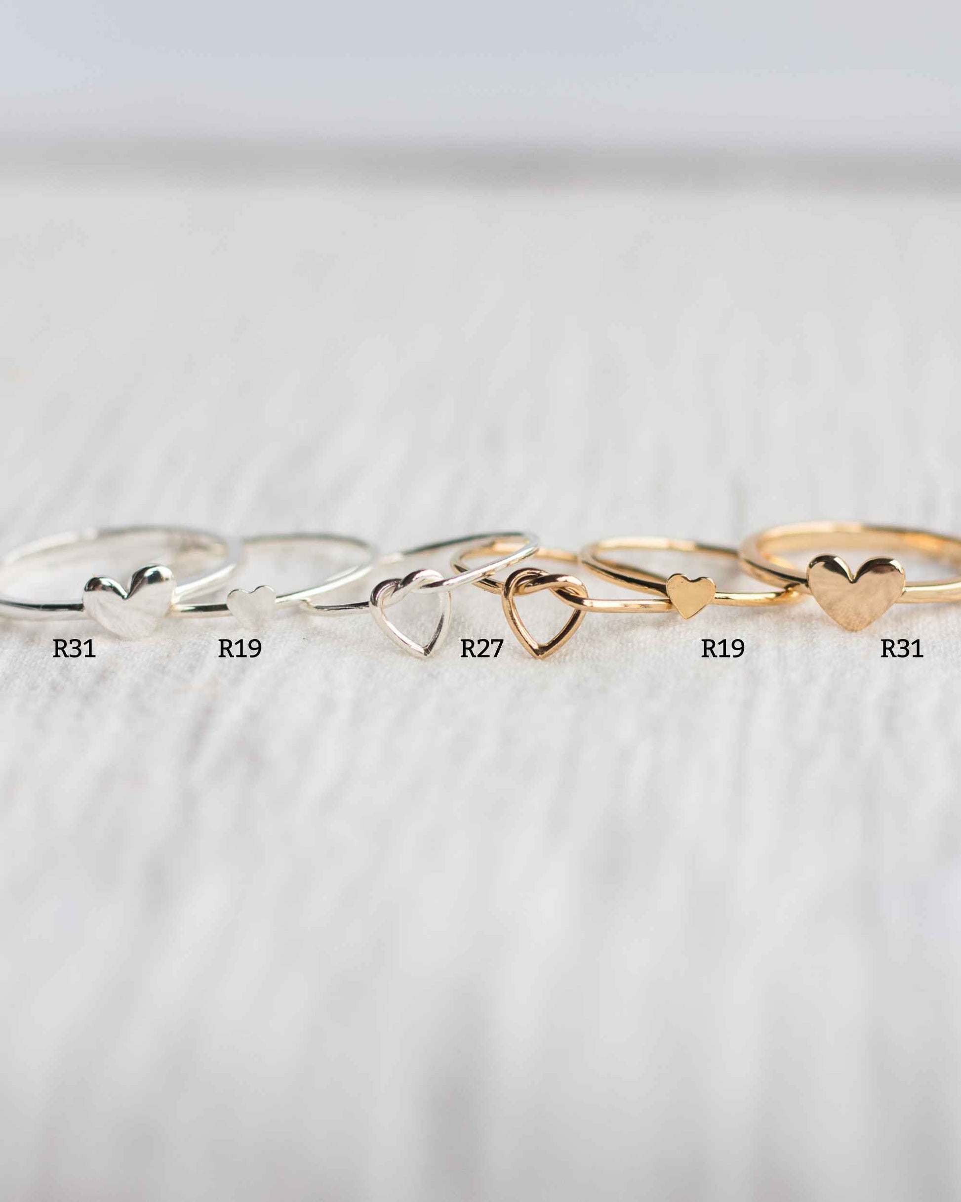 Heart Knot Ring, R27
