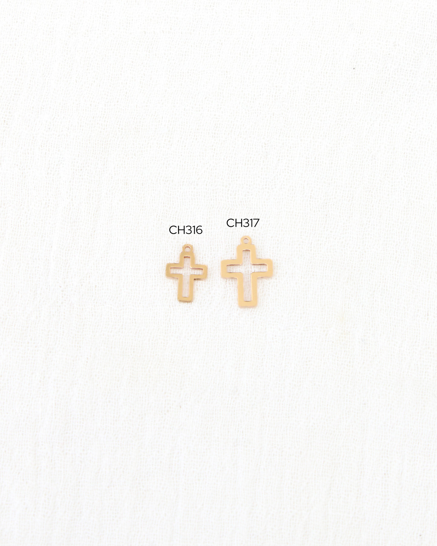 Cross Outline Charm, CH316