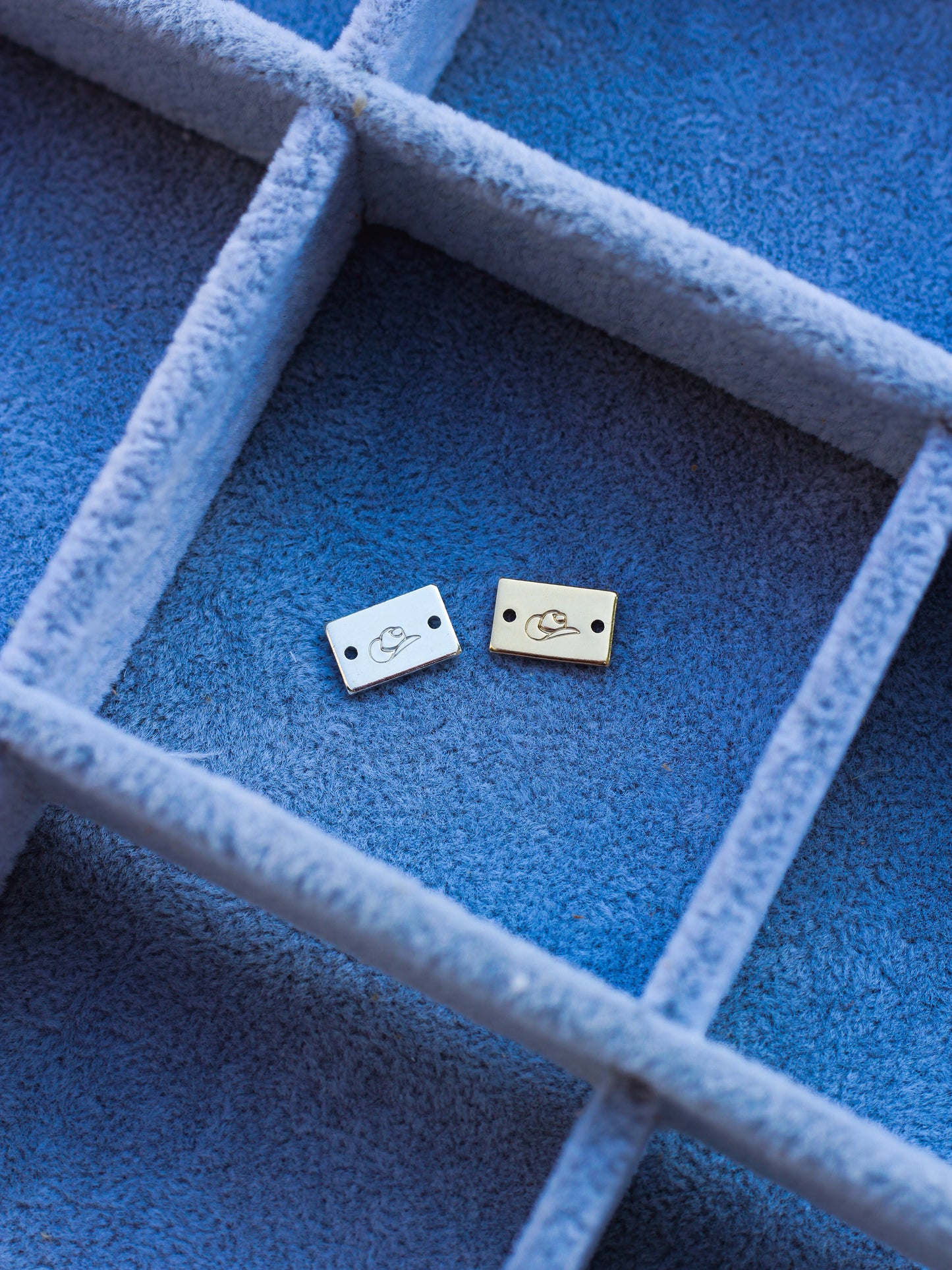 Cowgirl Hat Mini Bar Connector, SCN508