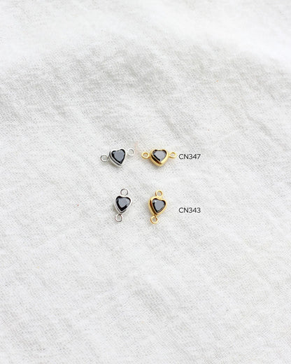 4mm Vertical Heart Onyx Connector, CN347