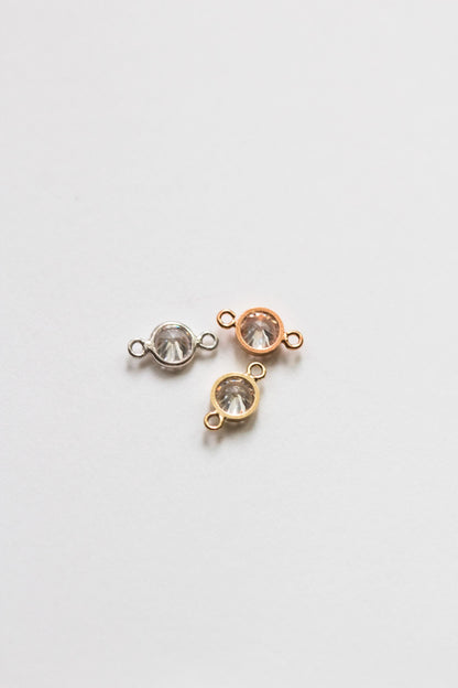 4mm Clear CZ Connector, CN04