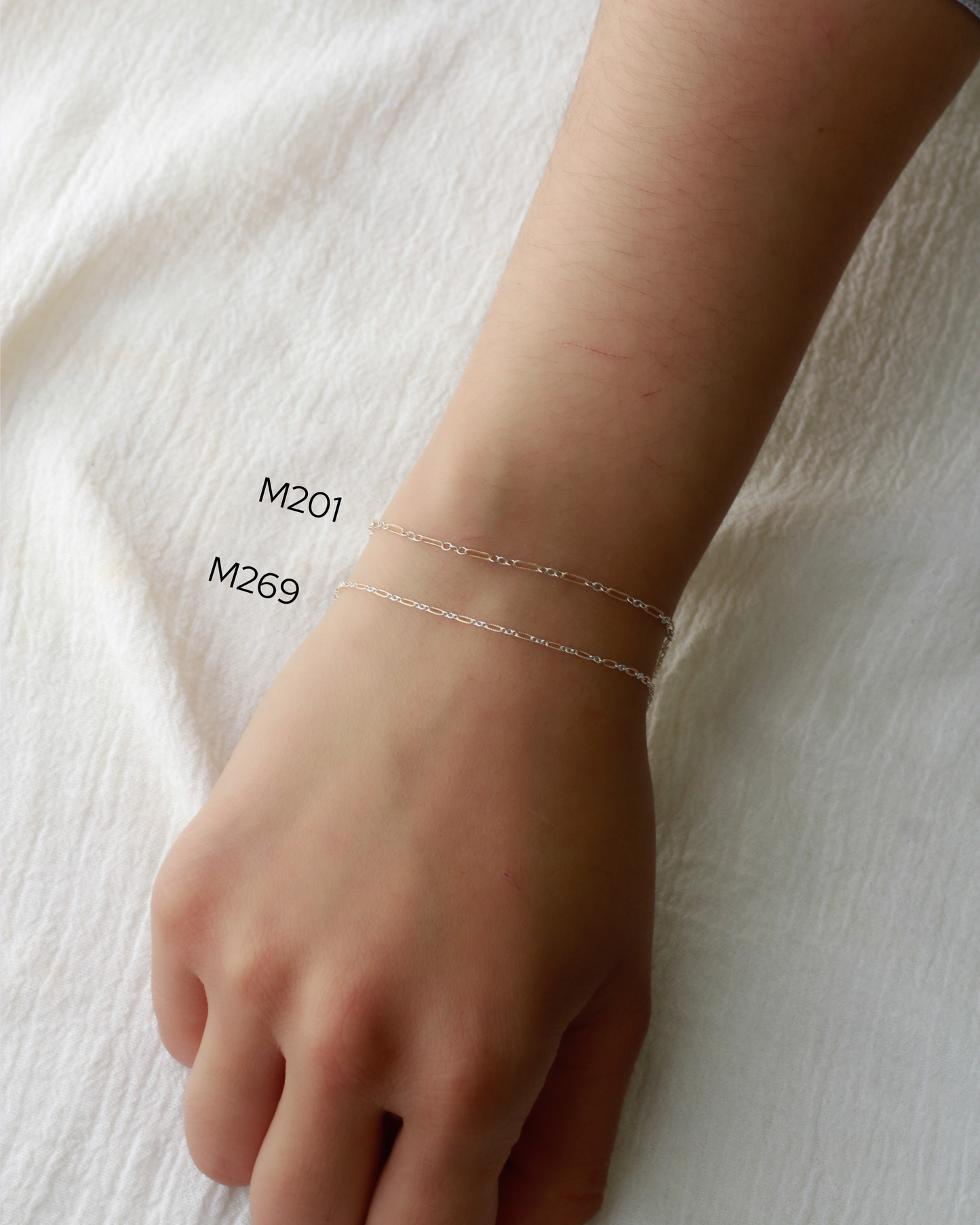 1.4mm long and short mixed metal chain 1+3,  M269
