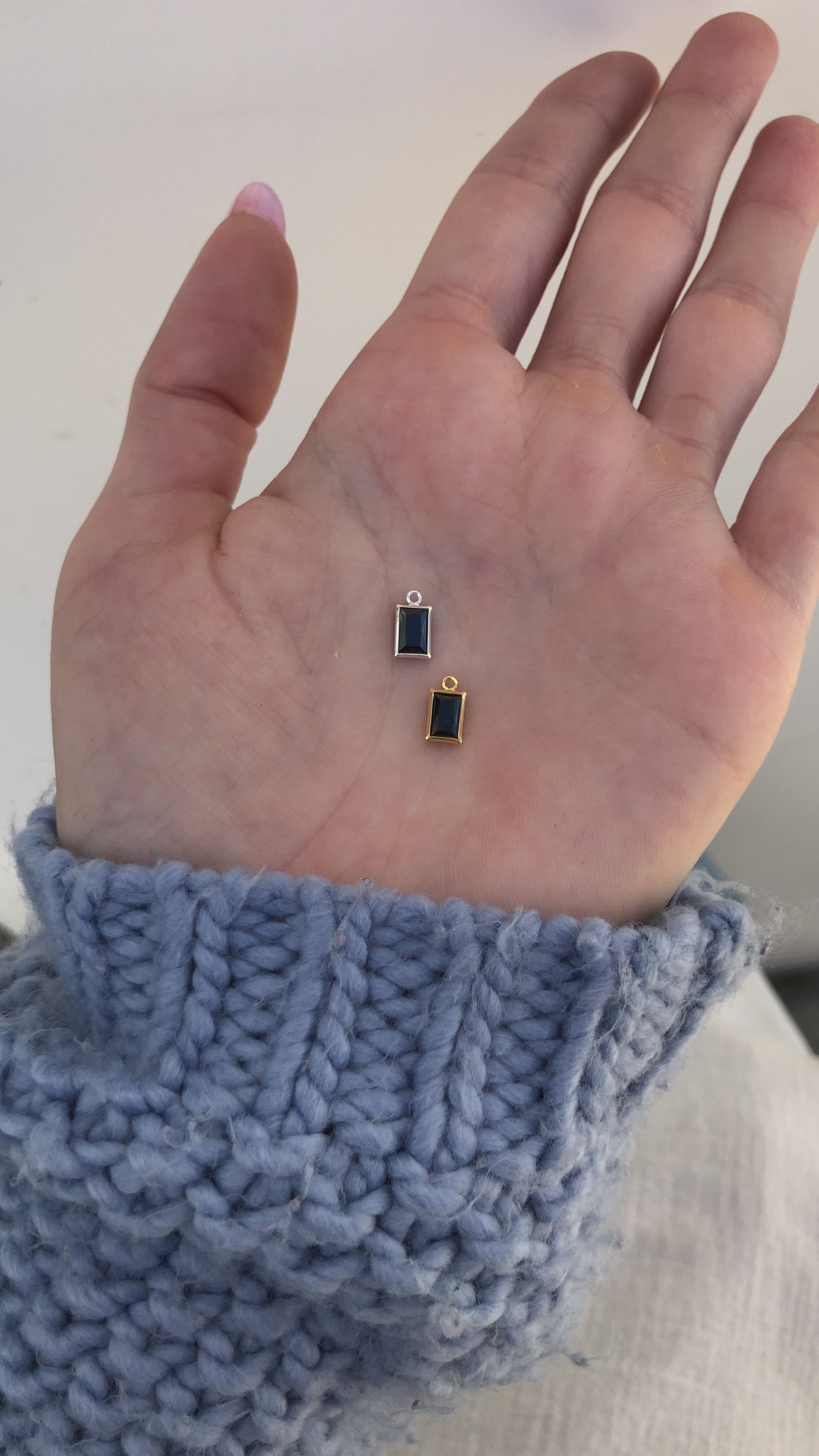 4mm Rectangle Onyx Charm, CH290