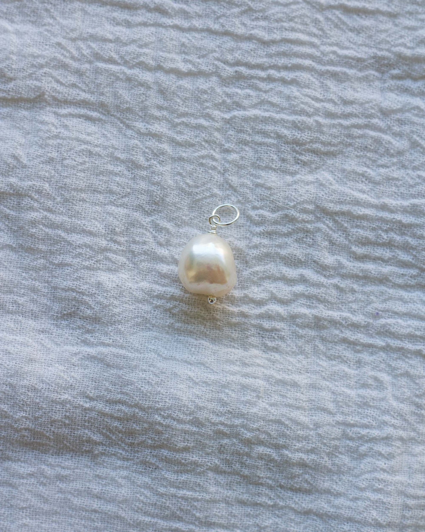 Freshwater Baroque Shape Pearl Charm, CH39