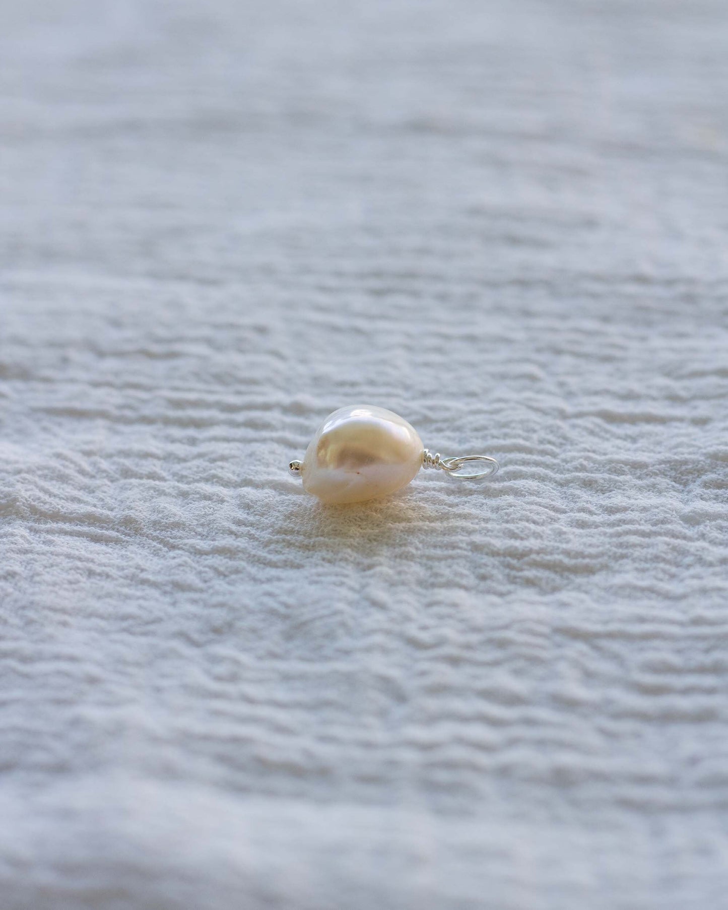 Freshwater Baroque Shape Pearl Charm, CH39