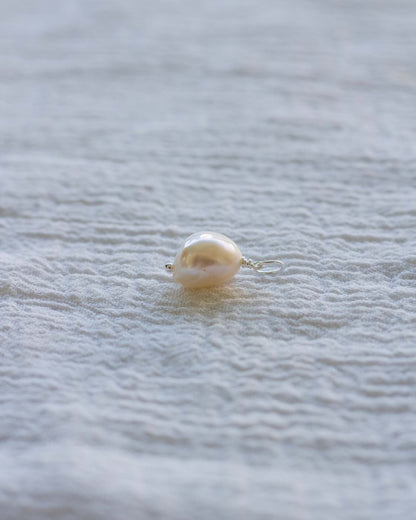Freshwater Baroque Shape Pearl Charm, CH39