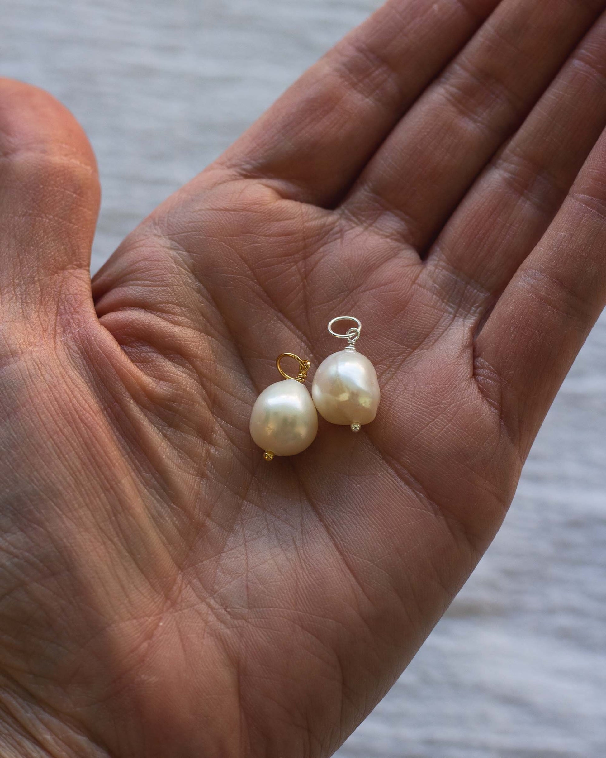 Freshwater Baroque Shape Pearl Charm, CH39
