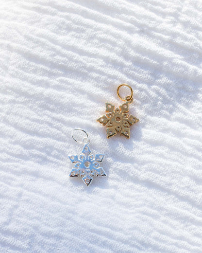Snowflake charm pave cz, CH47