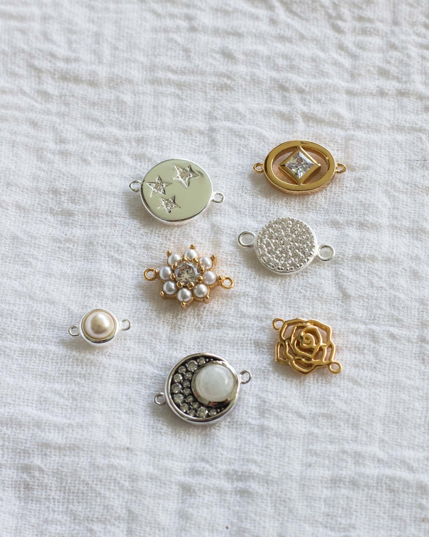 White CZ and Pearl Flower Connector, CN99