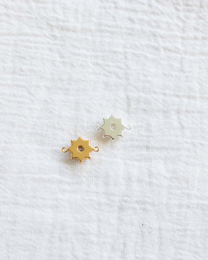 White CZ and Pearl Flower Connector, CN99
