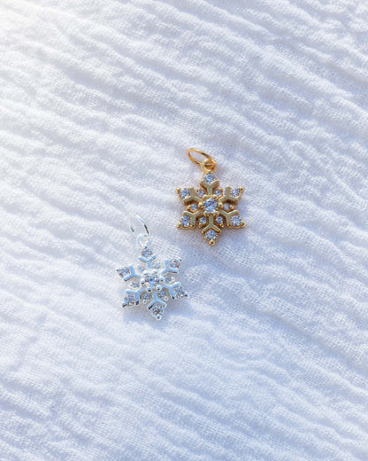 Snowflake charm pave cz, CH47
