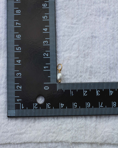 Freshwater Pearl Charm, CH66